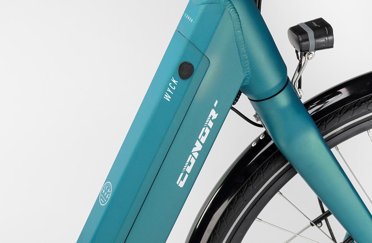 La bicicleta eléctrica CONOR WYCK, cuenta con luces que haran tu paseo mucho más cómodo. y seguro