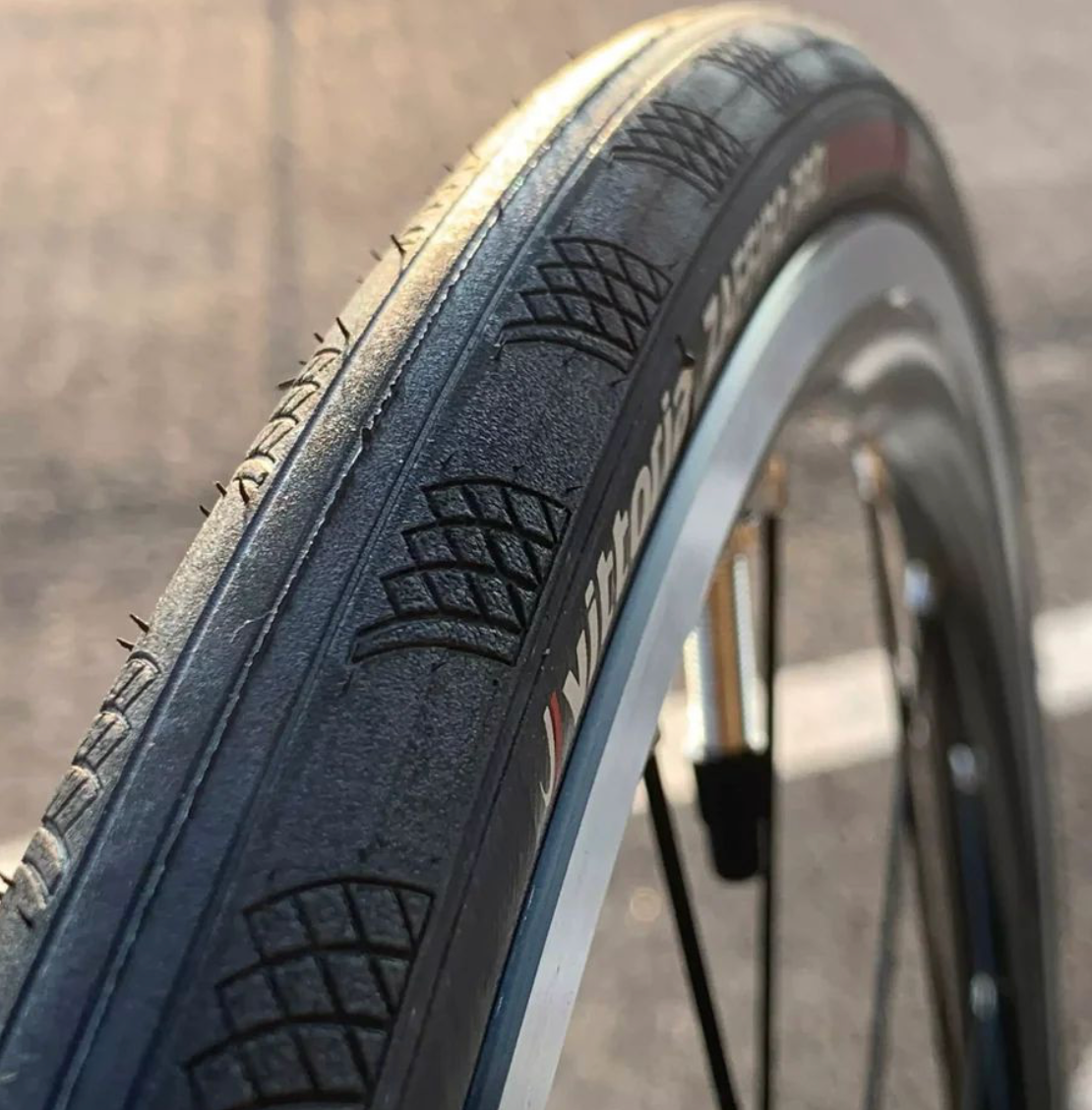 CUBIERTA VITTORIA ZAFFIRO PRO NEGRO/TOSTADA