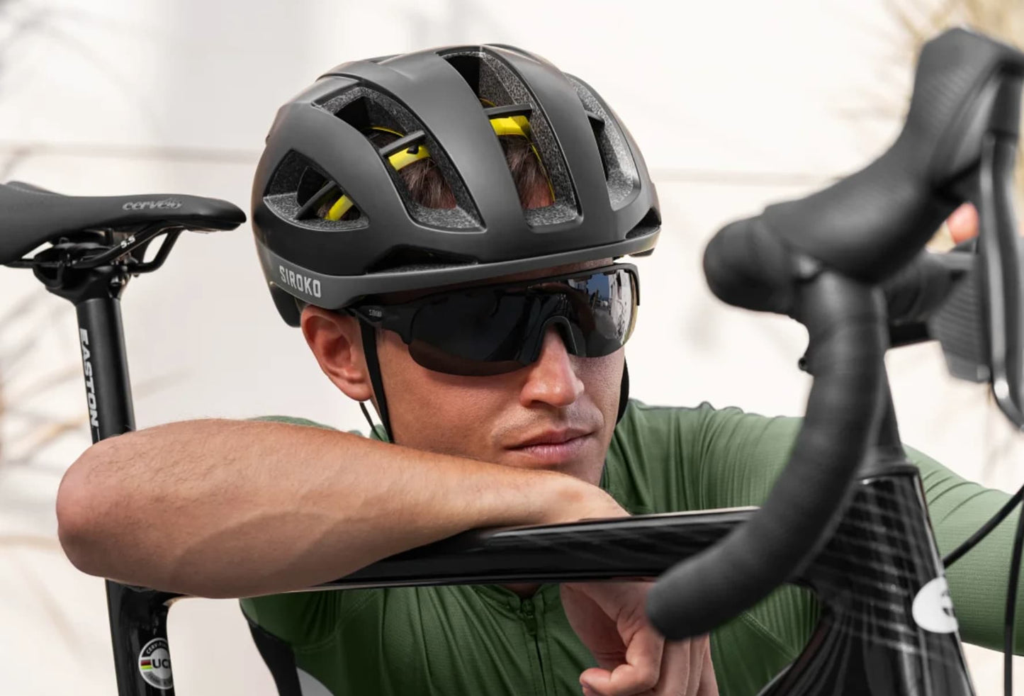 CASCO SIROKO CIRCUIT NEGRO