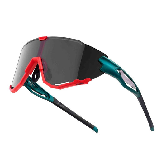 Las gafas CREED de FORCE son perfectas para el ciclismo, pero también para cualquier otro deporte que combine resistencia con velocidad
