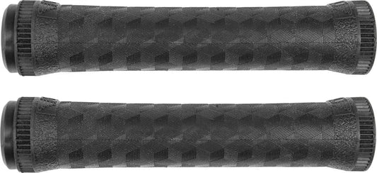 Puños de goma suave con diseño ergonómico, perfectos para mejorar el control y reducir vibraciones. Compatibles con manillares estándar de patinete.
