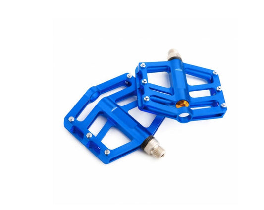 Juego de pedales MTB/BMX.
Cuerpo de aluminio pulido.
Rodamientos avanzados de bolas.
Eje de Boro.
110 x 100 mm.